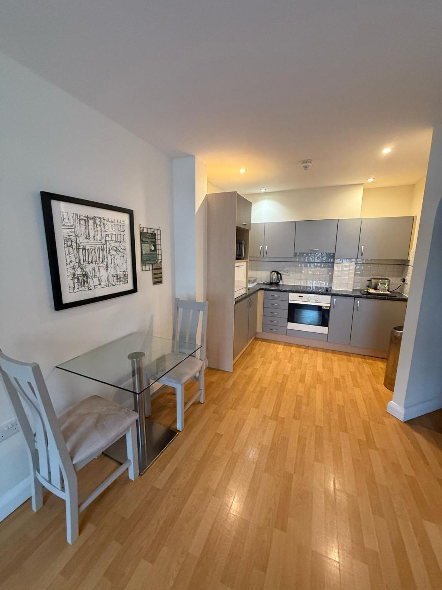 House Of Fisher - House Apartment Reading
